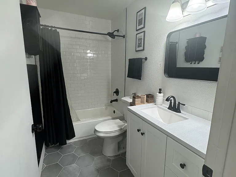 1731 Melrose Ave #45 — Photo 13