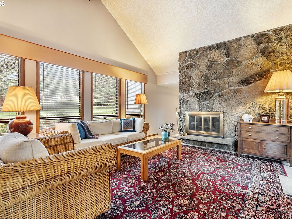 じゅんです。 11895 SE Knee Ct, Happy Valley, OR 97086 | Zillow