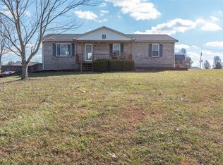 980 Hobbs Reesor Rd, Vine Grove, KY 40175