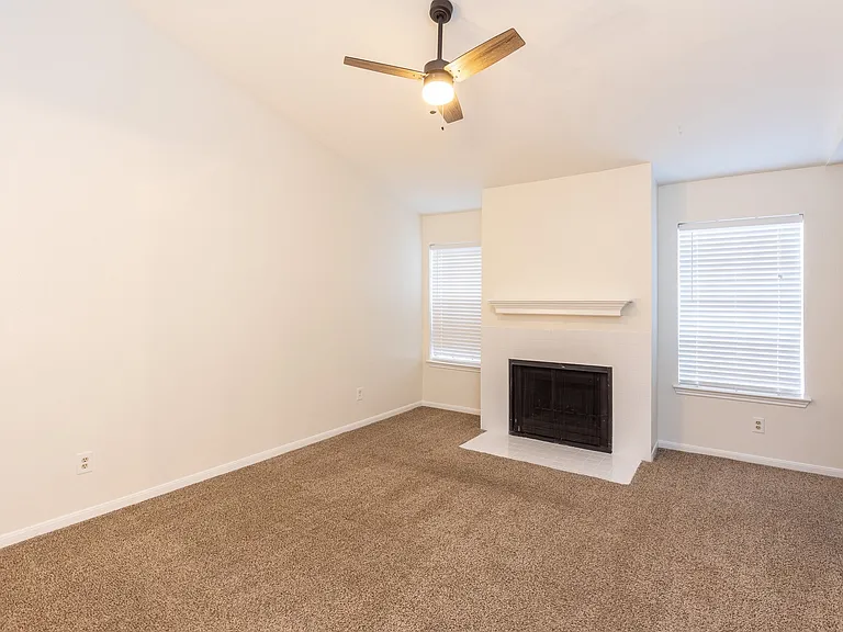 14600 Fonmeadow Dr #11 — Photo 27