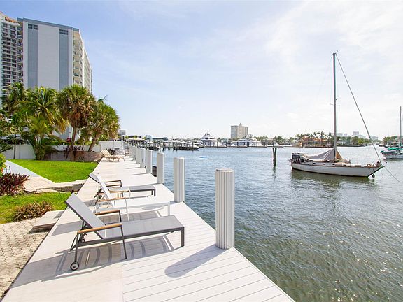 2nd image of 9 N Birch Road #303