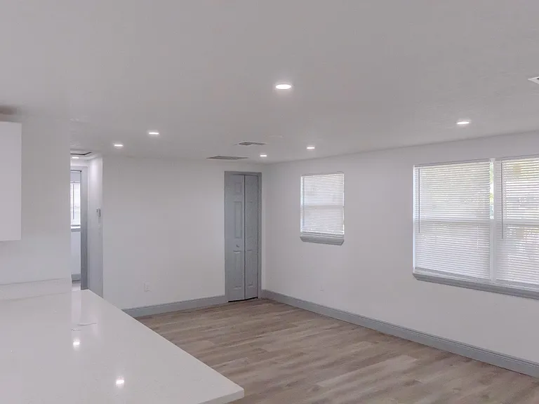 217 Betty Ave — Photo 18