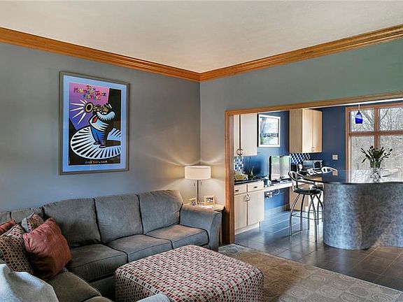5th image of 5026 Prides Ct