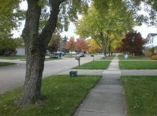 6550 Bostonhill Ln, Canton, MI 48187