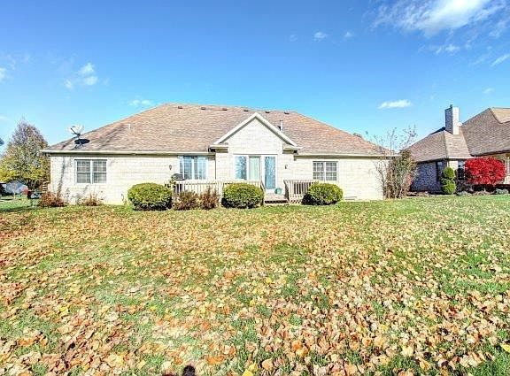 2nd image of 1610 Amberwood Dr