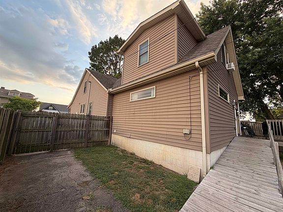 2nd image of 2309 S 6th St