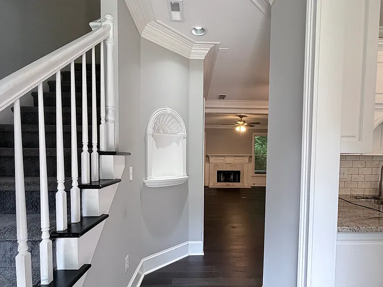 7950 Colquitt Rd — Photo 2