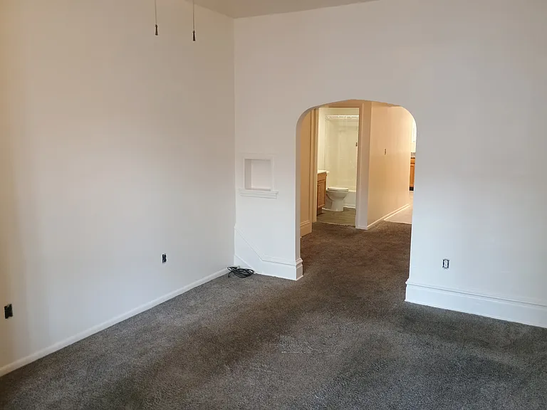 2112 Derry St #1 — Photo 9