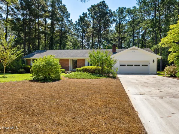 47 Birdie Drive, Whispering Pines, NC 28327
