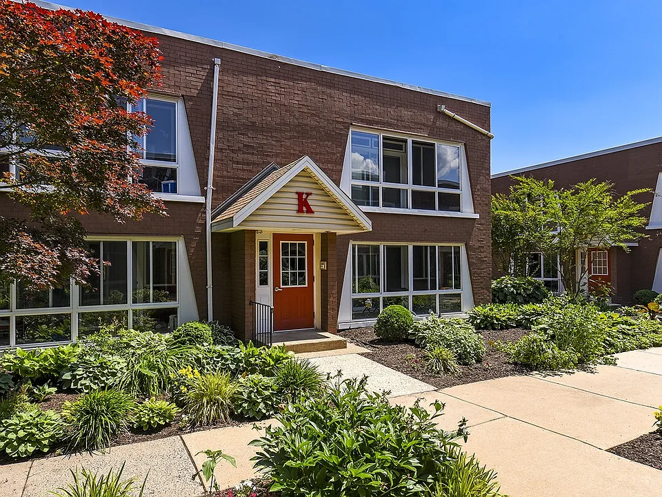 Lansdale Village Apartments