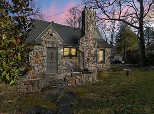 2612 Greenville Hwy, Flat Rock, NC 28731