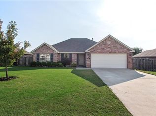 466 Liem Cir, Springdale, AR 72762