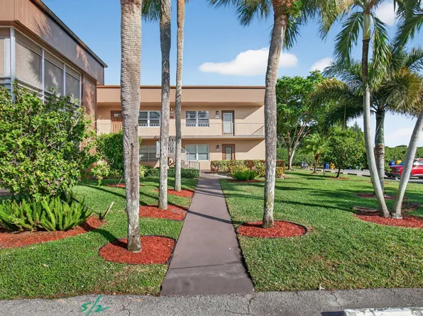 642 Burgundy N, Delray Beach, FL 33484