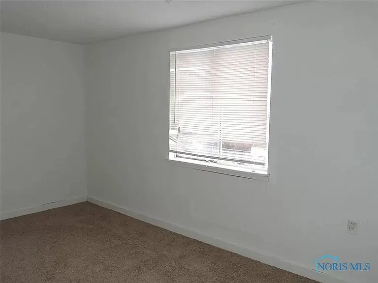1440 Hamilton St — Photo 30