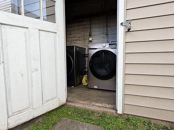 laundry room 2