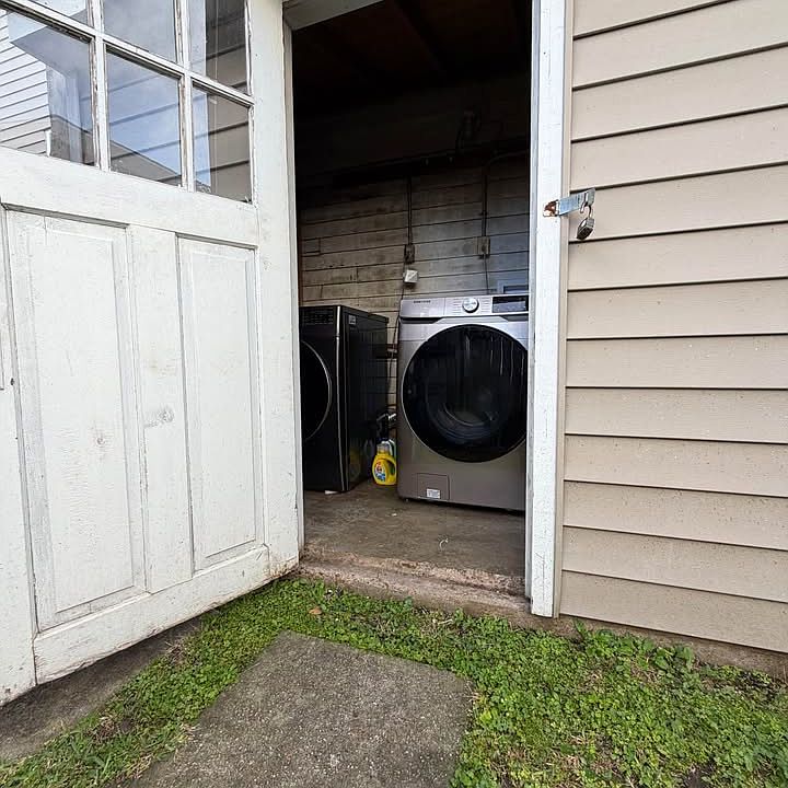 laundry room 2
