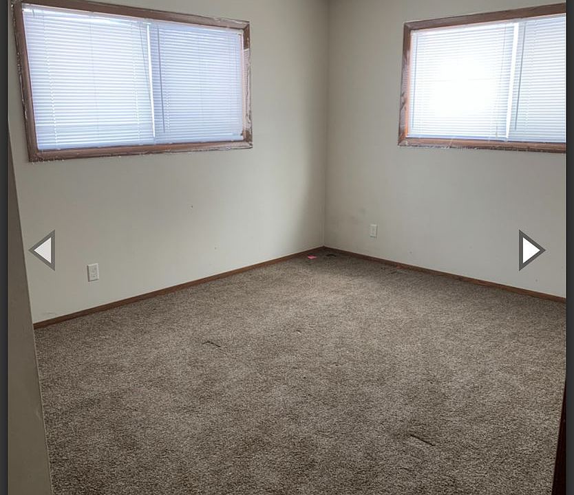 Harrison Apartments 323 E Harrison St Belvidere IL Zillow