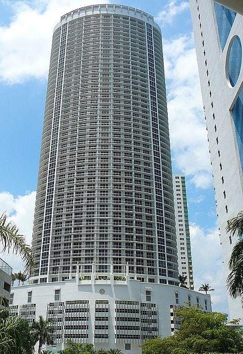 1st image of 1750 N Bayshore Dr APT 1523