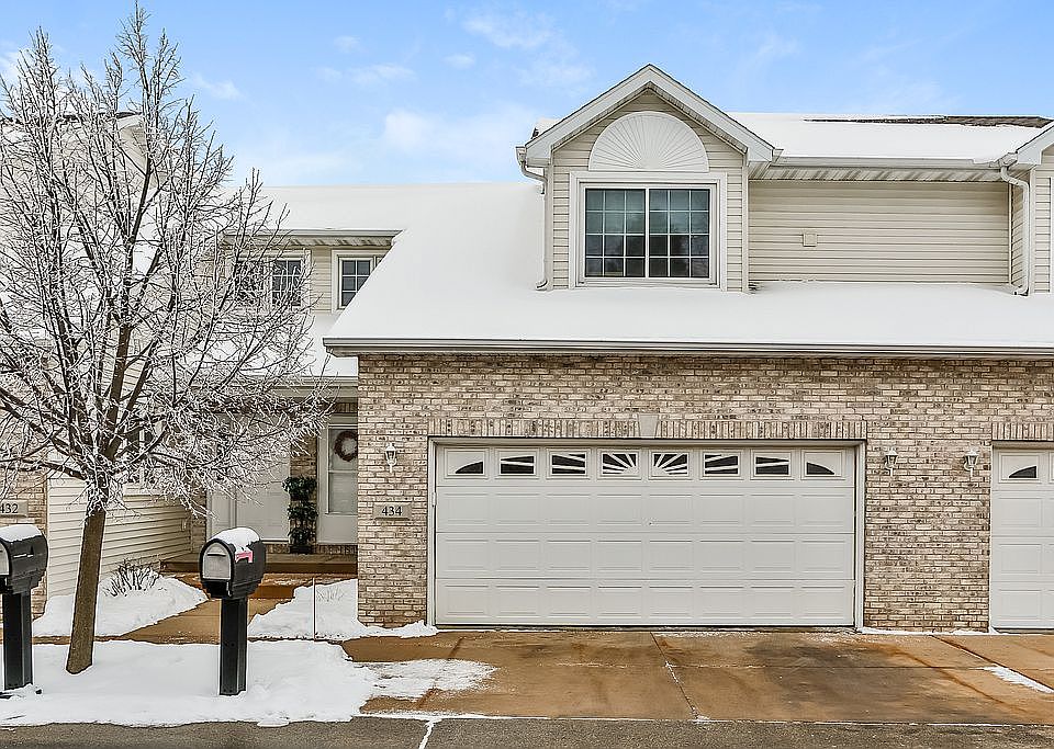 1st image of 434 Goldenrod Cir