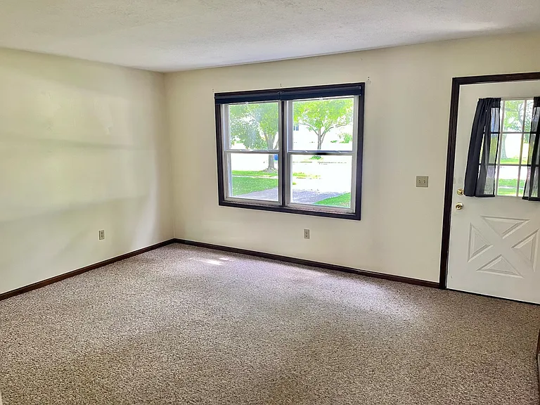781 Plymouth St #781 — Photo 2