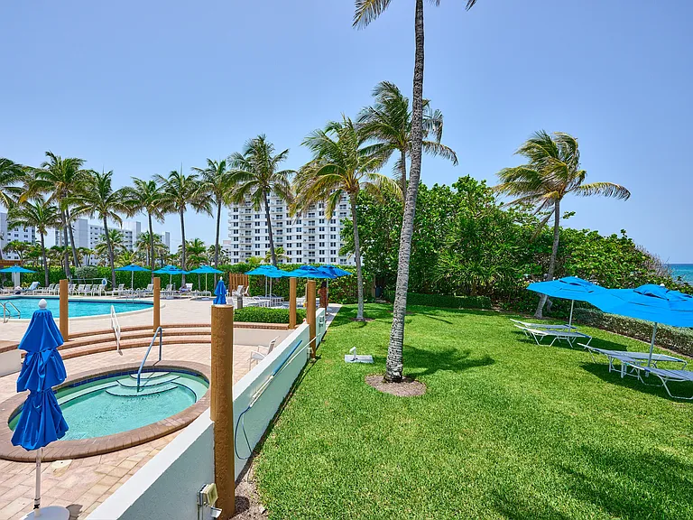 3420 S Ocean Blvd #8W — Photo 9