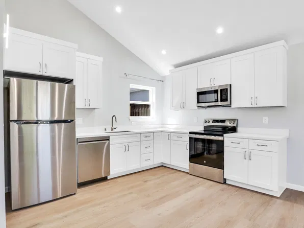 910 Poplar St Unit B, Santa Clara, CA 95050