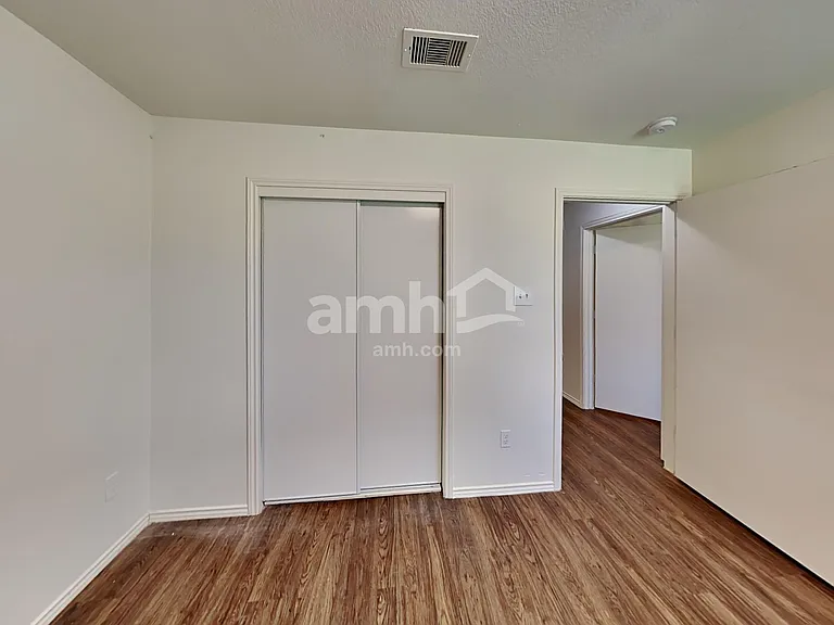 3427 Apache Meadows Dr — Photo 18