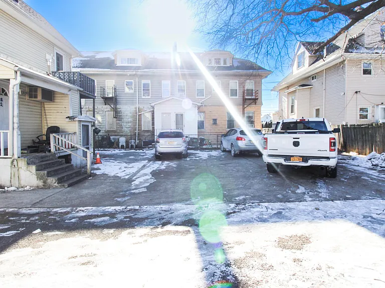 50 Cherry St #B — Photo 3