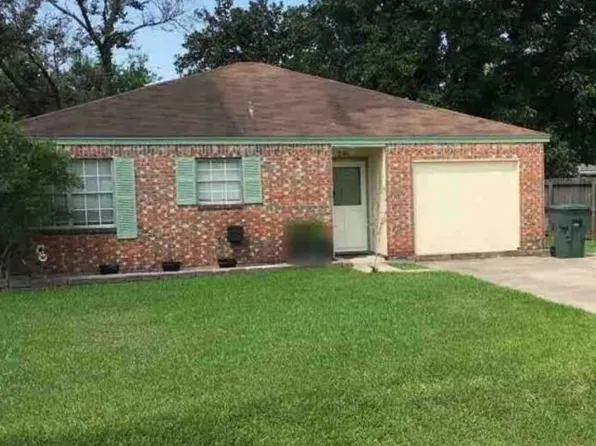 240 Clemmons St, Beaumont, TX 77707