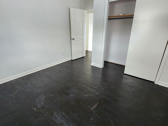 4th image of 11 Laurel St