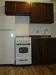 Rented by Tower Brokerage