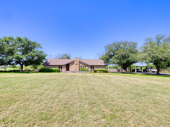 5th image of 1016 COUNTY ROAD 373