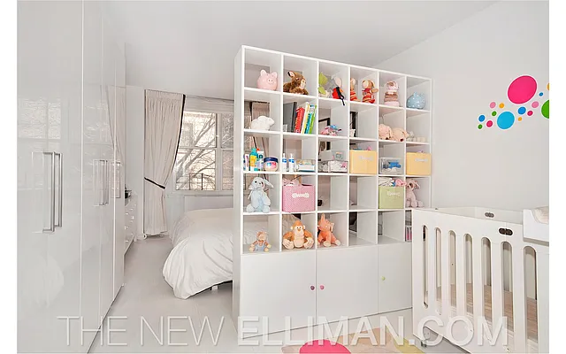 Sold by Douglas Elliman | media 17