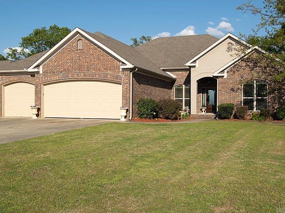 3rd image of 2108 Ingleside Dr