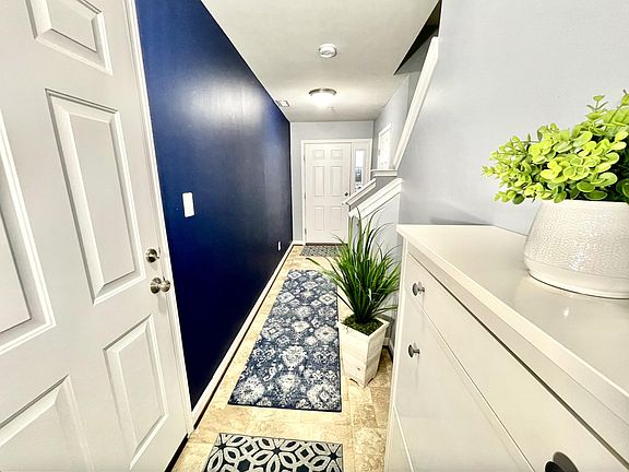 Another angles from entrance hallway