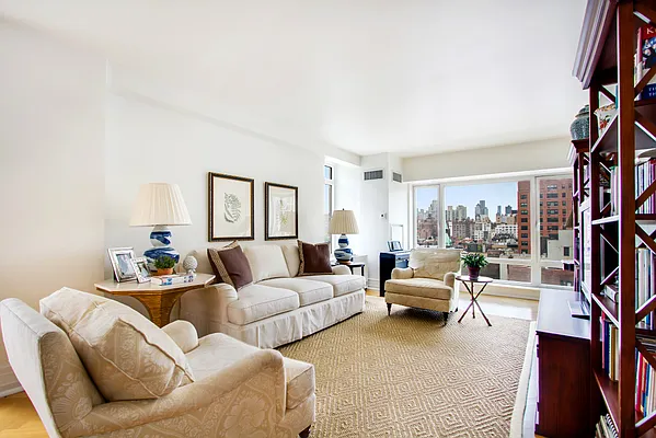 Sold by Compass | media 1