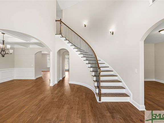 5th image of 79 Crestview Drive