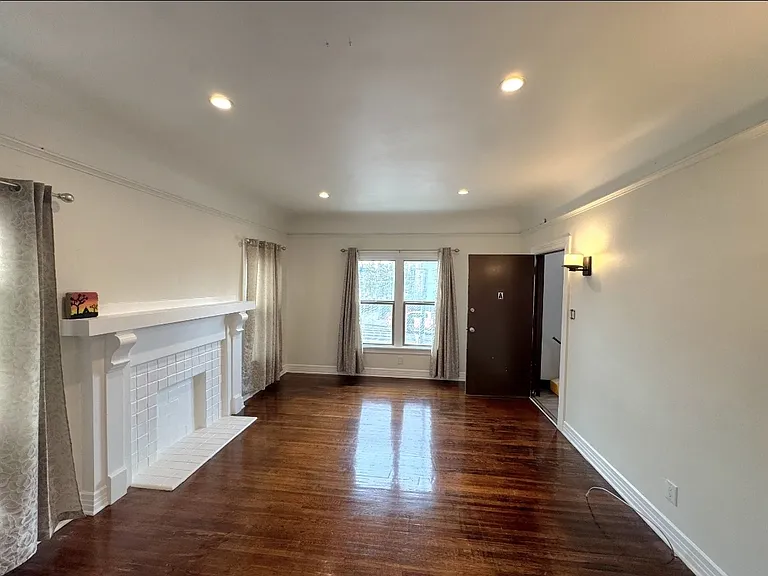 3901 W 8th St #A — Photo 10