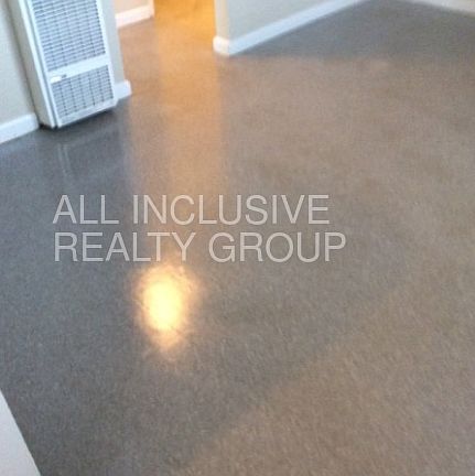 2nd image of 2299 Grove Ave APT 02
