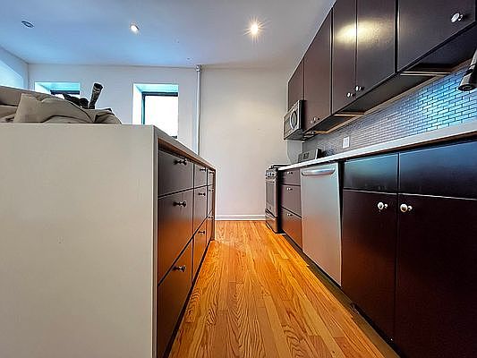 1st image of 302 Eastern Pkwy APT 1A