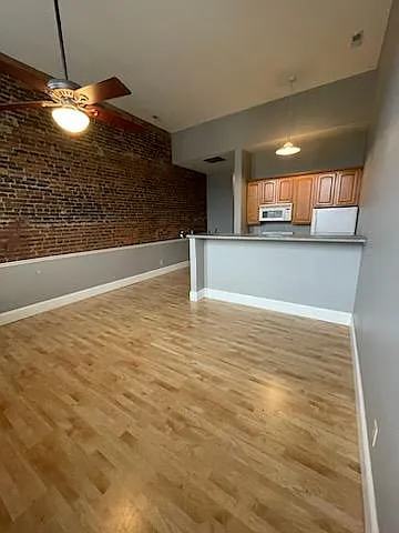 1 bed, 760 sqft, $1,000 — Photo 2