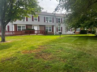 375 Summit St #B2, Saranac, MI 48881