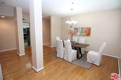 4th image of 602 S Wilton Pl APT 201