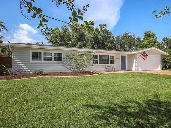 3rd image of 2627 Jefferson Cir