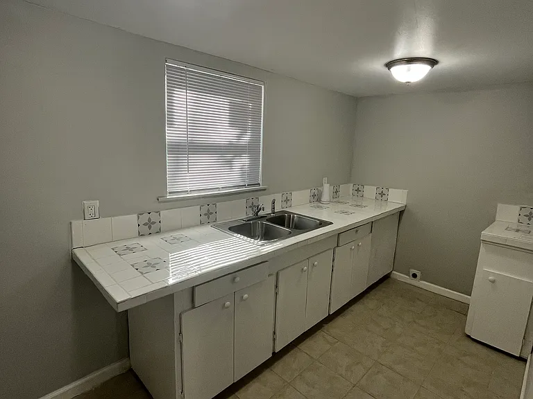 3811 San Juan Ave #A — Photo 5