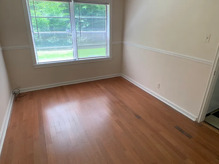 1684 Valley Ave — Photo 15