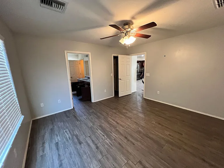 4137 E Shadow Branch Dr — Photo 32