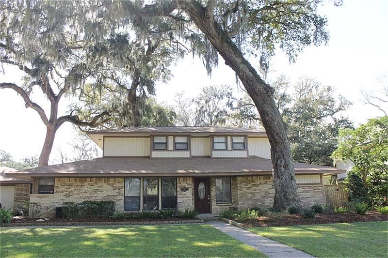 1st image of 227 Huckleberry Dr
