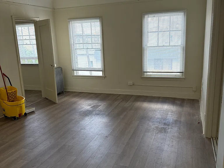 610 S. Kenmore — Photo 9