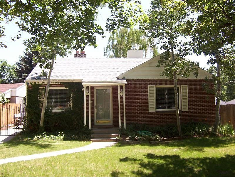 1st image of 2154 E Garfield Ave